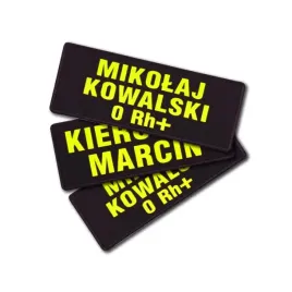 imiennik-yellow-fluo-tlo-czarne-1-3-linijki-tekstu-na-rzepie-13-x-5-cm