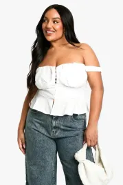 d7b009-bialy-top-zapinany-boohoo-7xl