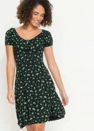 d4f105-czarna-sukienka-w-zielone-kwiatki-bodyflirt-4xl-5xl
