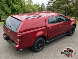 zabudowa-paki-hardtop-isuzu-d-max-2020-boki-pelne