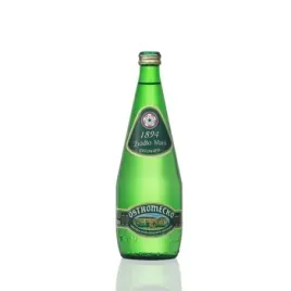ostromecko-naturalna-woda-mineralna-gazowana-700ml