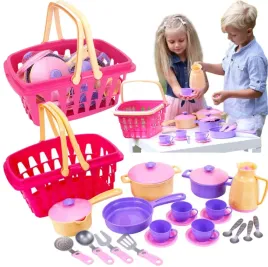 zestaw-kuchenny-w-koszyku-naczynia-garnki-kawowy-4449