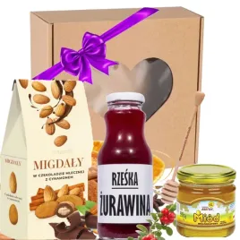 zestaw-prezentowy-na-dzien-babci-przetwory-box-kosz-upominek-urodziny