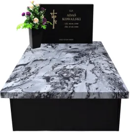 nagrobek-kompozytowy-z-grawerem-wazonemornagrobek-dzieciecy-urnowy-90x60cm