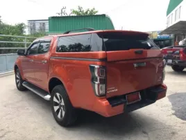 zabudowa-paki-hardtop-isuzu-d-max-2020-szyby-uchylne