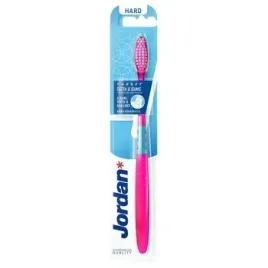 jordan-szczoteczka-do-zebow-target-teethandgums-hard-1-pack