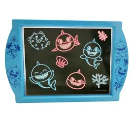 baby-shark-znikopis-tablica-do-rysowania-zestaw-artystyczny