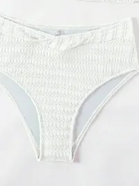 kc95312-shein-teskturowy-dol-od-bikini-bialy-49-m