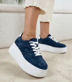 granatowe-skorzane-sneakersy-na-platformie-cambell