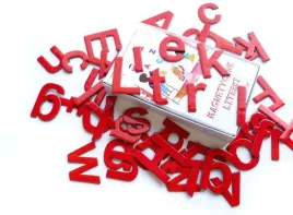 magnesy-na-lodowke-ksztaltowe-literki-na-tekturze-85-elementow-czerwone