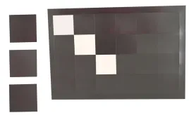 naklejki-magnetyczne-kwadrat-45-mm-arkusz-24-szt