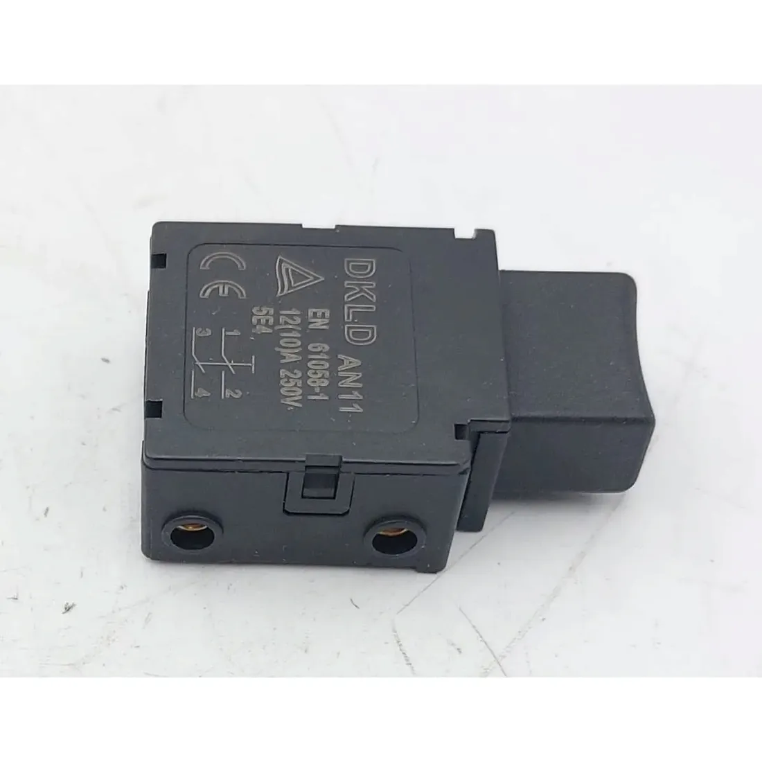 wlacznik-dkld-an11-10a-250v-stan-nowy