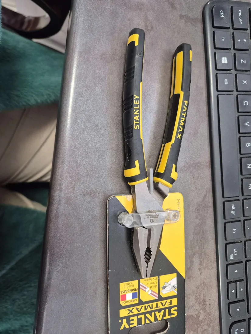 szczypce-stanley-fatmax-180-mm-stan-nowy