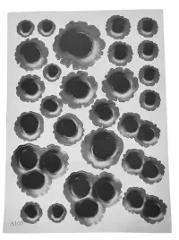 naklejka-3d-samochod-pocisk-karoseria-wlepa-dziura-po-kuli-pistolet-strzaly