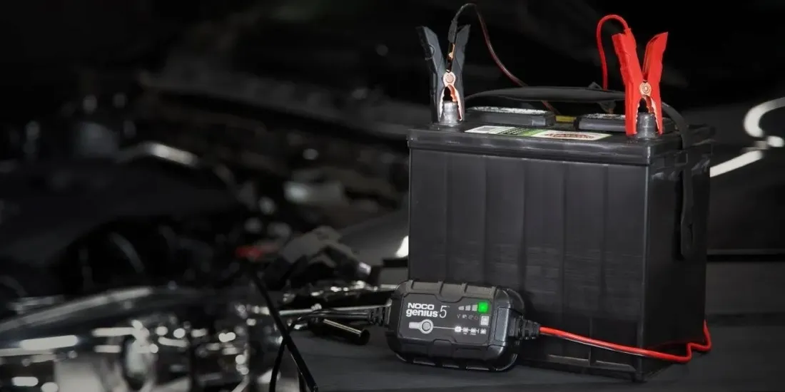 genius5eu-5a-battery-charger