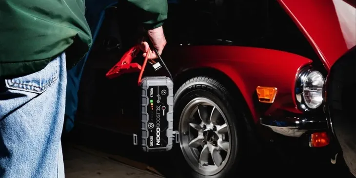 gbx55-boost-x-12v-1750a-jump-starter-stan-nowy-marka-noco