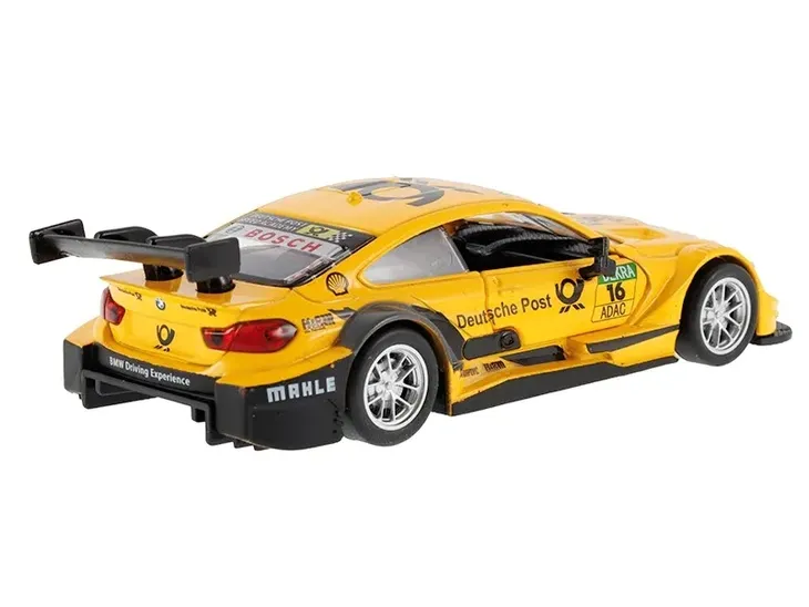 model-1-44-bmw-m4-dtm-zolty