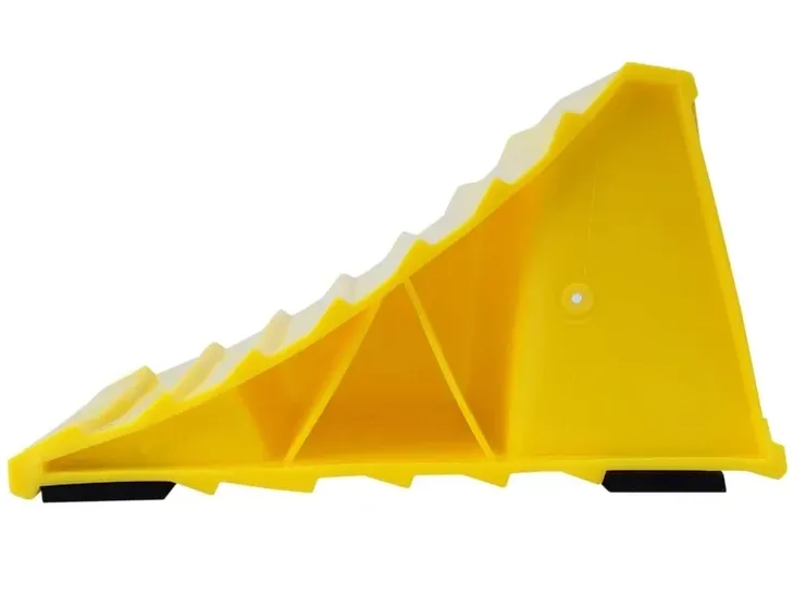 klin-pod-kolo-plastikowy