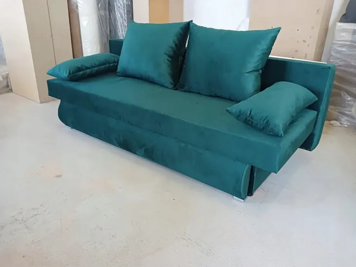 piekna-kanapa-max-wysokosc-mebla-75-cm