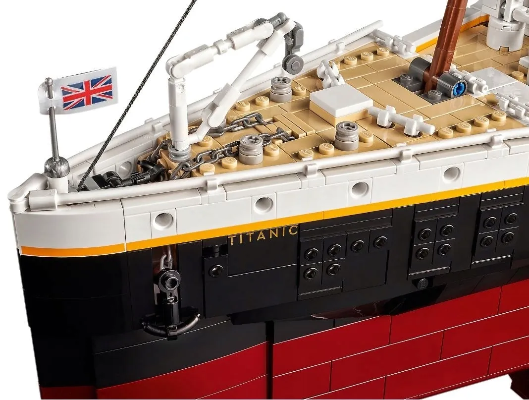 lego-10294-creator-titanic
