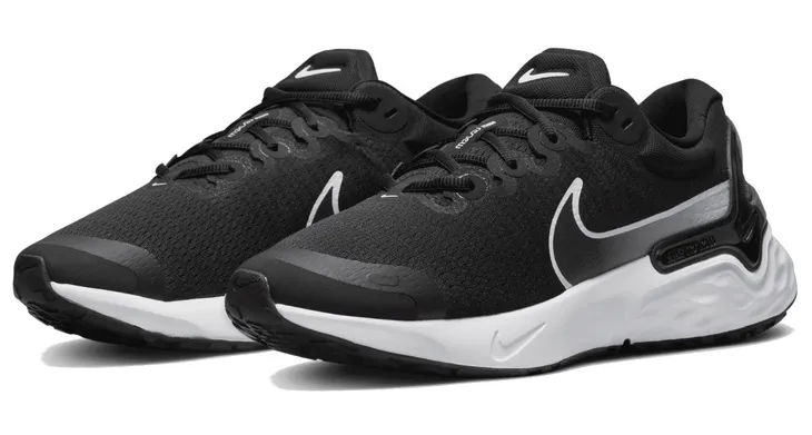 nike-renew-run-3-wzor-dominujacy-logo