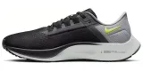 nike-air-zoom-pegasus-38-cechy-dodatkowe-oddychajace