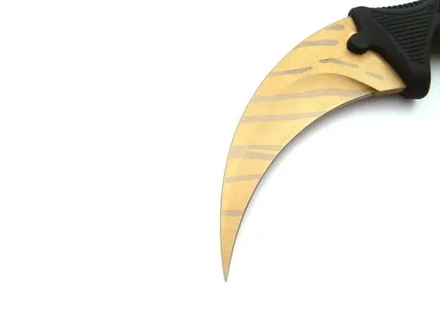 karambit-replika-cs-go-tiger-tooth-wieszane-etui