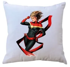 poduszka-kapitan-marvel-avengers-producent