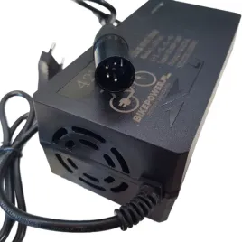 ladowarka-do-roweru-36v-42v-4a-4pin-qwic-b-twin-multicycle