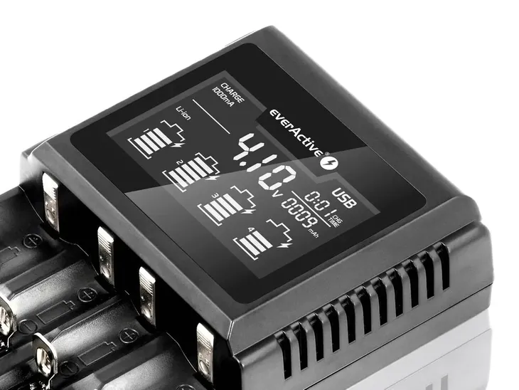 ladowarka-everactive-uc-4000-brak-danych-marka-everactive
