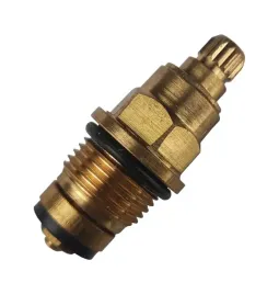 glowica-do-baterii-z-otworem-mosiezna-1-2-zenska