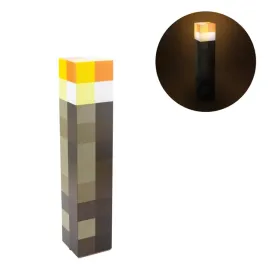 paladone-latarka-minecraft-realistyczne-swiatlo-13cm