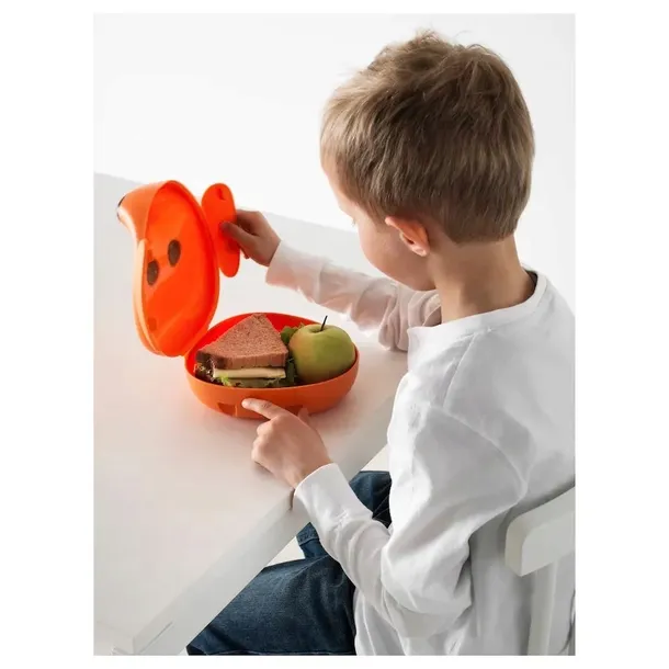 ikea-smaska-pudelko-na-lunch-rodzaj-sniadaniowka