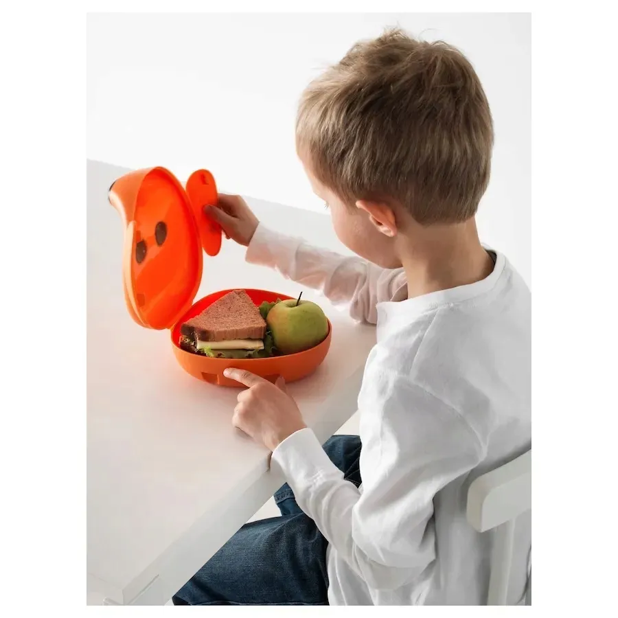 ikea-smaska-pudelko-na-lunch