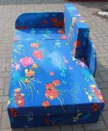 elegancka-sofa-kubus-dziecieca