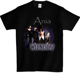 koszulka-t-shirt-wednesday-z-imieniem-producent