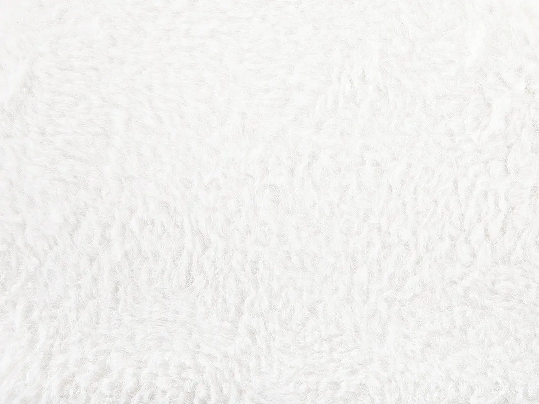 pufa-zwierzak-biala-lamb