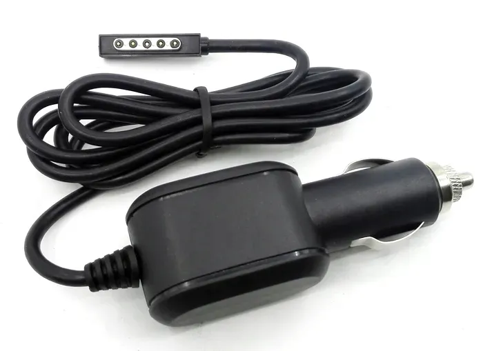 zasilacz-ladowarka-samochodowa-surface-rt-pro-pro2-stan-nowy