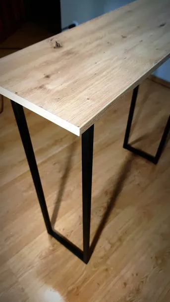 stolik-wysoki-90-cm-wykonczenie-mat