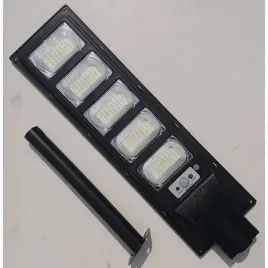 latarnia-solarna-led-cob-300w-czujnik-ruchu-pilot-i-mocowanie-ip68