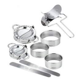 duzy-zestaw-do-robienia-pierogow-wykrawacz-foremka