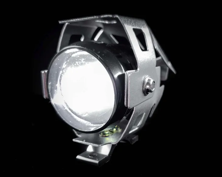 2x-led-halogeny-motocyklowe-lampy-reflektory-quad-produkt-wprowadzony-do-obrotu-na-terenie-ue-przed-13-12-2024-tak