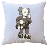 poduszka-kaws-producent