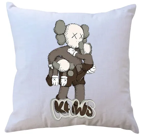 poduszka-kaws-producent