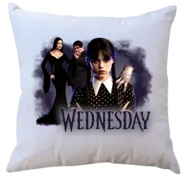 poduszka-wednesday-addams-producent