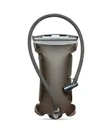 hydrapak-force-zestaw-drobiazgow-na-zewnatrz-pleca