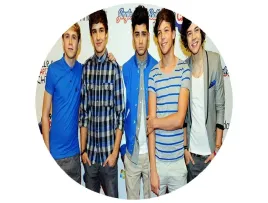 oplatek-na-tort-one-direction-producent