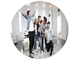oplatek-na-tort-one-direction-producent