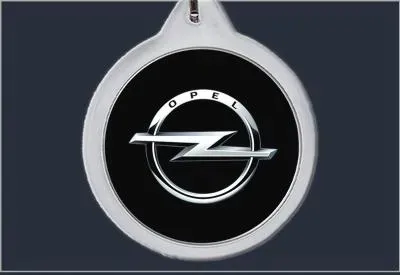 brelok-do-kluczy-opel-producent
