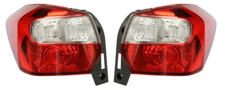 LAMPA TYLNA LEWA + PRAWA SUBARU XV IMPREZA 5D Z LISTWĄ HOMOLOGACJA ECE TYC
